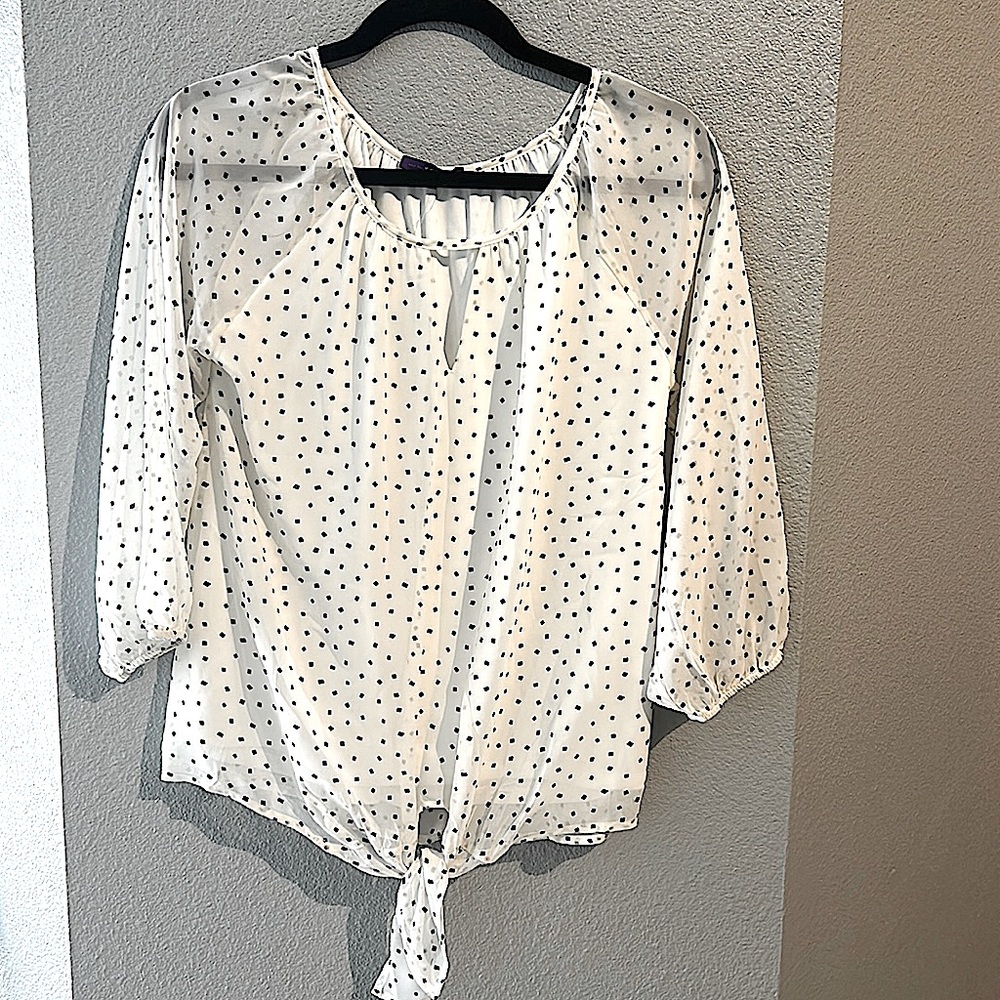 West K Elorna Tie Front Blouse Off White Medium NEW w/ Tags